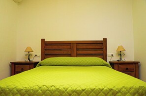 3 bedrooms, bed sheets - Duplex Apartment for 6 in Conil centre (CONIL DE LA FRONTERA)