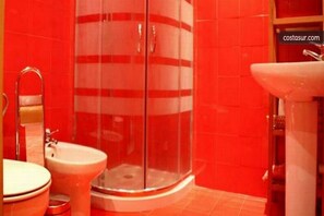 Shower, towels