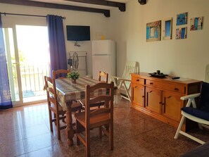 Dining - Apartment with parking, El Palmar beach (El Palmar)