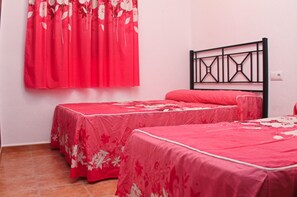 3 chambres, draps fournis