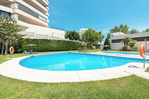Pool - Apartment with free parking in Marbella (Marbella)