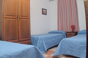 2 bedrooms, WiFi, bed sheets
