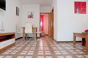 Dining - Holiday home with private pool and Wi-Fi (CONIL DE LA FRONTERA)