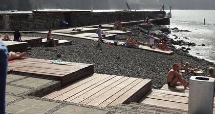 LV LOS VEROLES with heated and private pool, beautiful views and wifi.