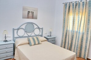 2 bedrooms, Internet, bed sheets