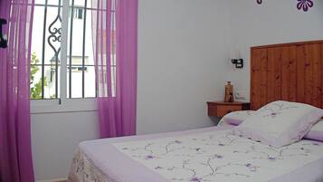 1 habitación y ropa de cama
