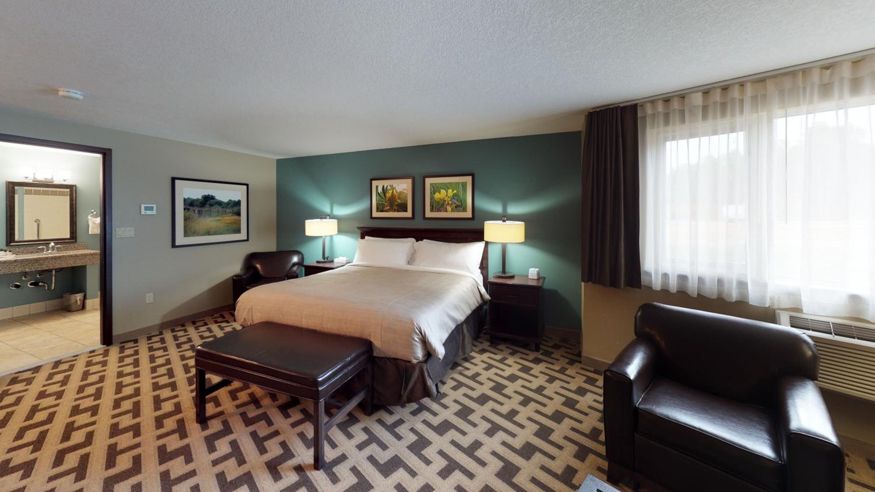 desk, iron/ironing board, free wifi, bed sheets