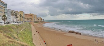 Apartment for four in Cádiz city centre