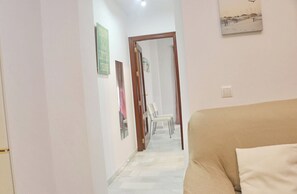 Interior - Apartment for four in Cádiz city centre (CADIZ)