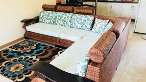 Villa | Living area - Villa Emax (Calodyne)