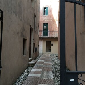Property grounds - FROM IRENE                                                           (Bassano del Grappa)