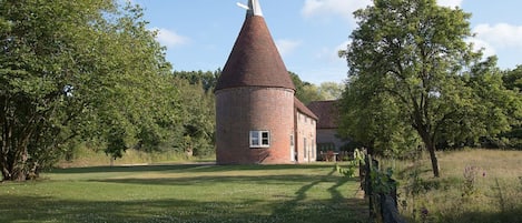 Bakers Farm Oast