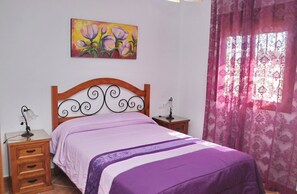 1 sovrum, strykjärn/strykbräda, wi-fi och sängkläder