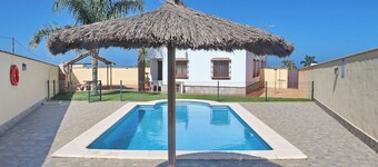 Chalet in Conil met WIFI en barbecue