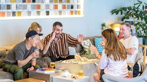 Lounge - The Millennials Shibuya (Tokyo)