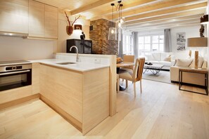 Fridge, microwave, oven, dishwasher