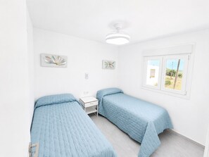 3 Schlafzimmer, Bügeleisen/Bügelbrett, WLAN, Bettwäsche
