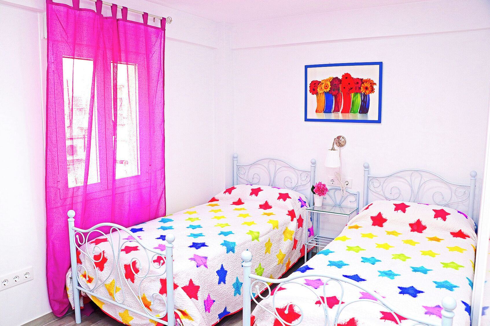 2 slaapkamers, een strijkplank/strijkijzer, beddengoed