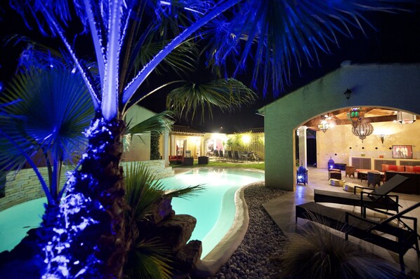 Outdoor pool, a heated pool