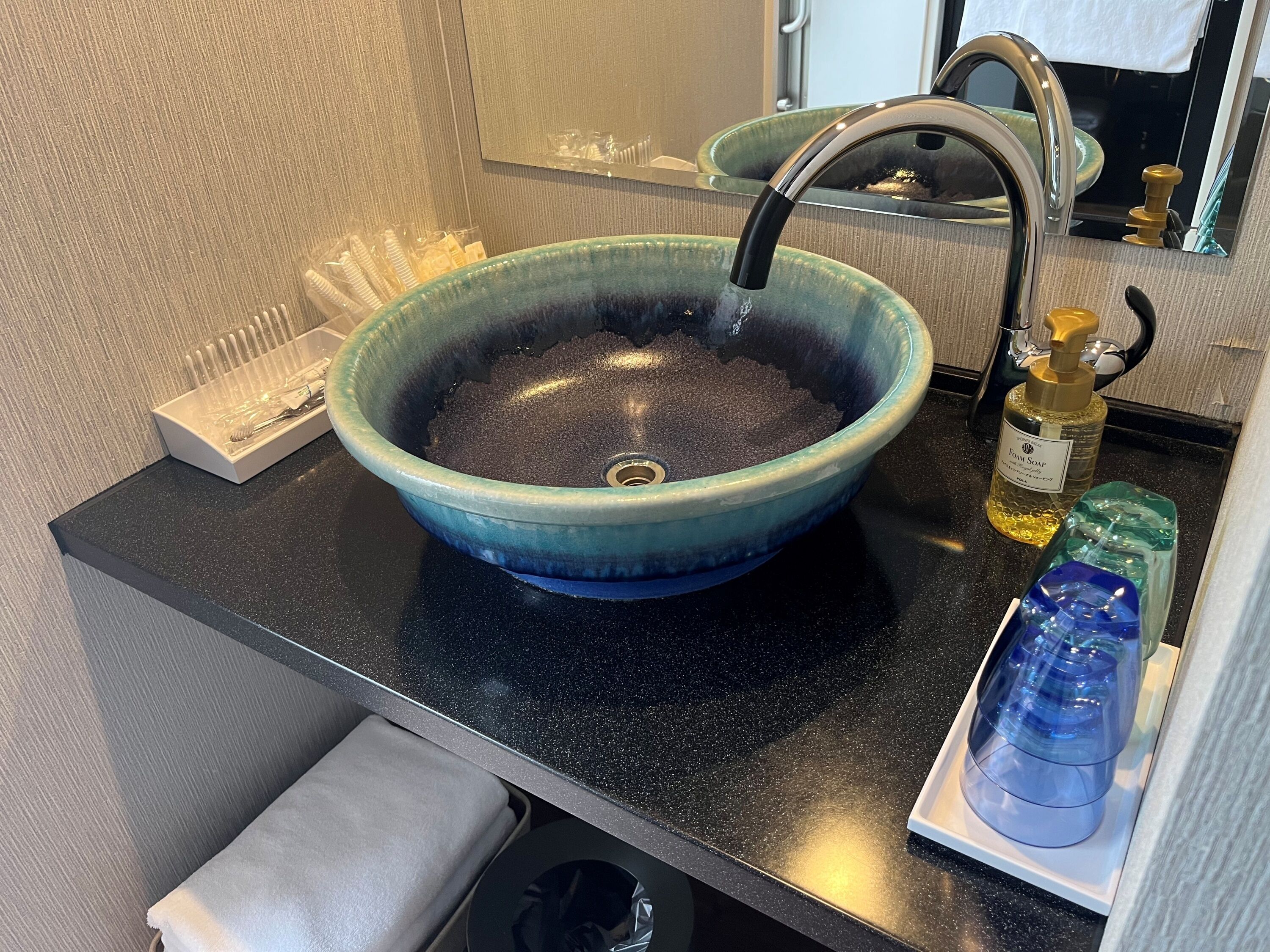 royal twin room, non smoking | bathroom | free toiletries, hair dryer, slippers, bidet