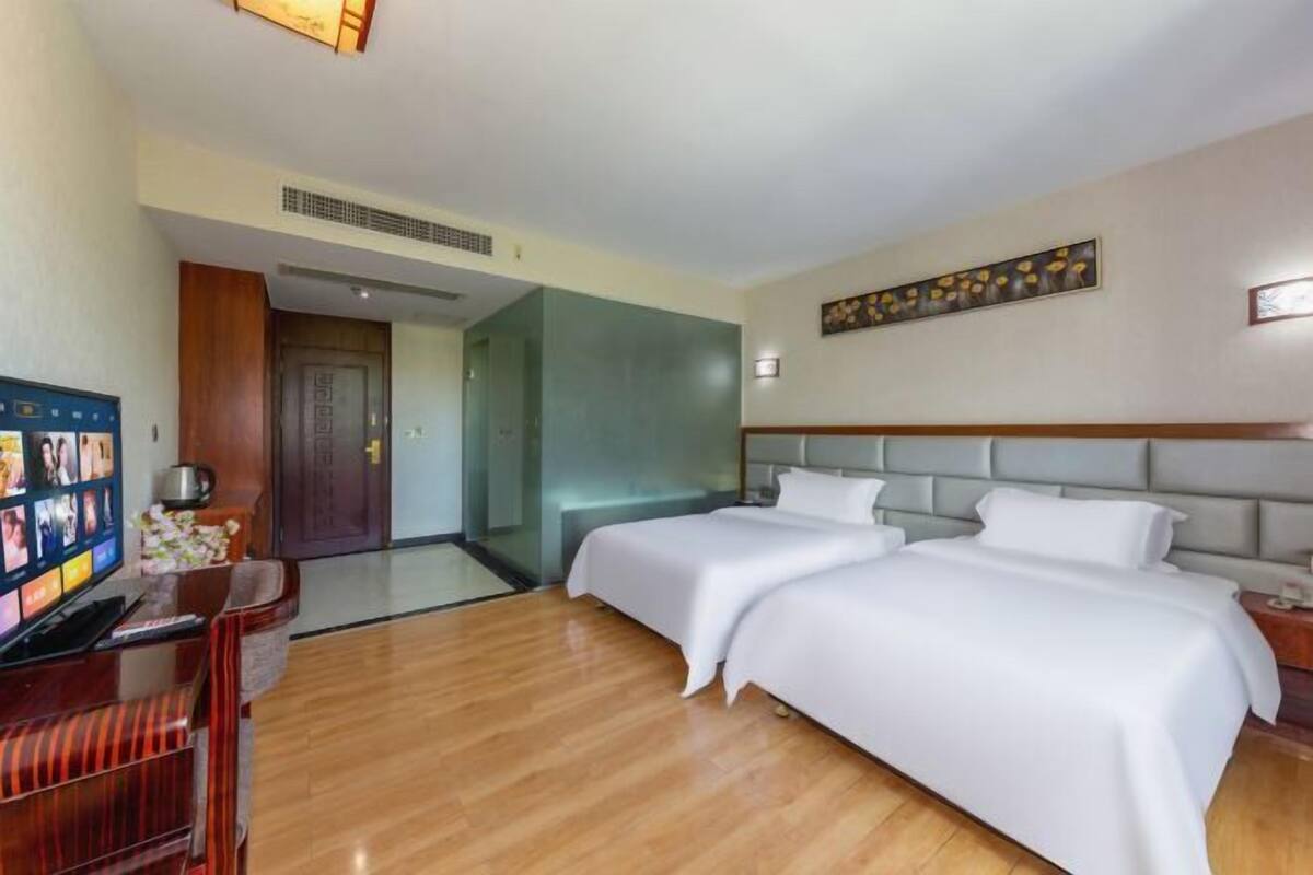 In-room safe, desk, blackout drapes, WiFi (free)