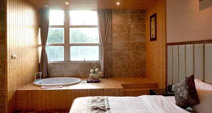 Jun Chen Health Hotel