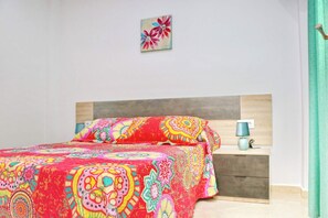 2 bedrooms, WiFi, bed sheets - Apartment in town centre with terrace (CONIL DE LA FRONTERA)