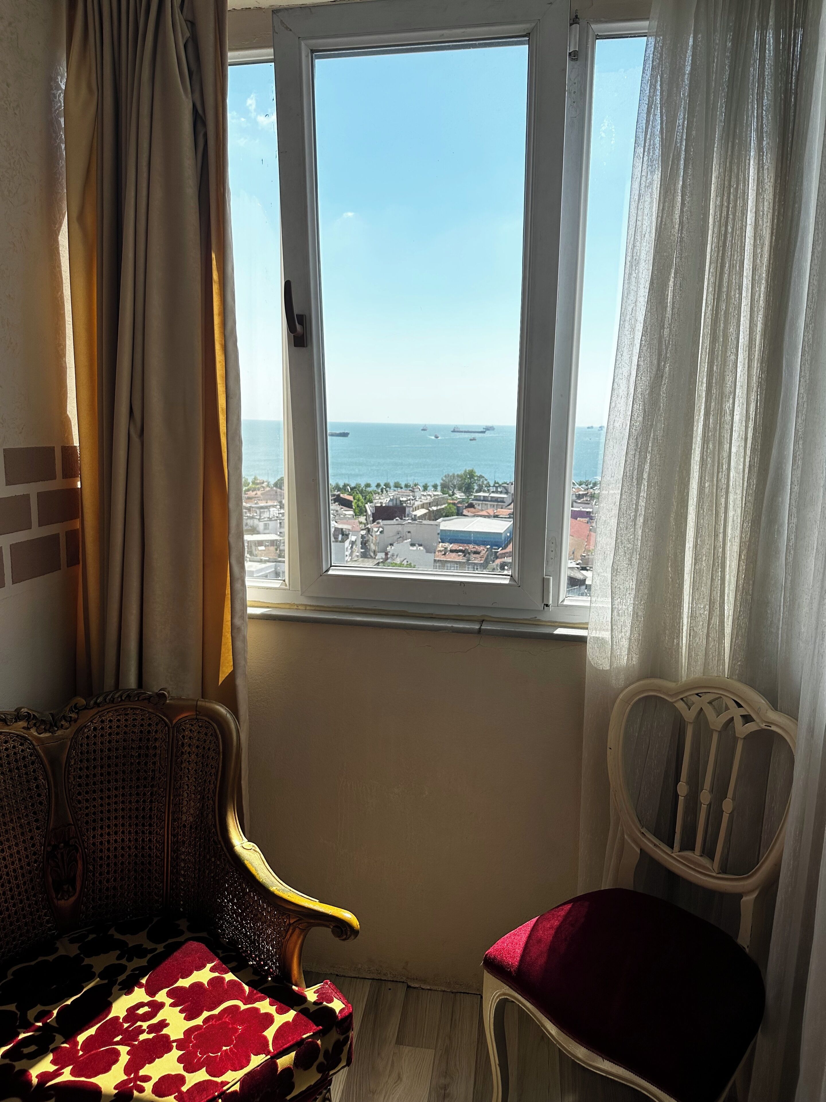 Photo - Divas Silver