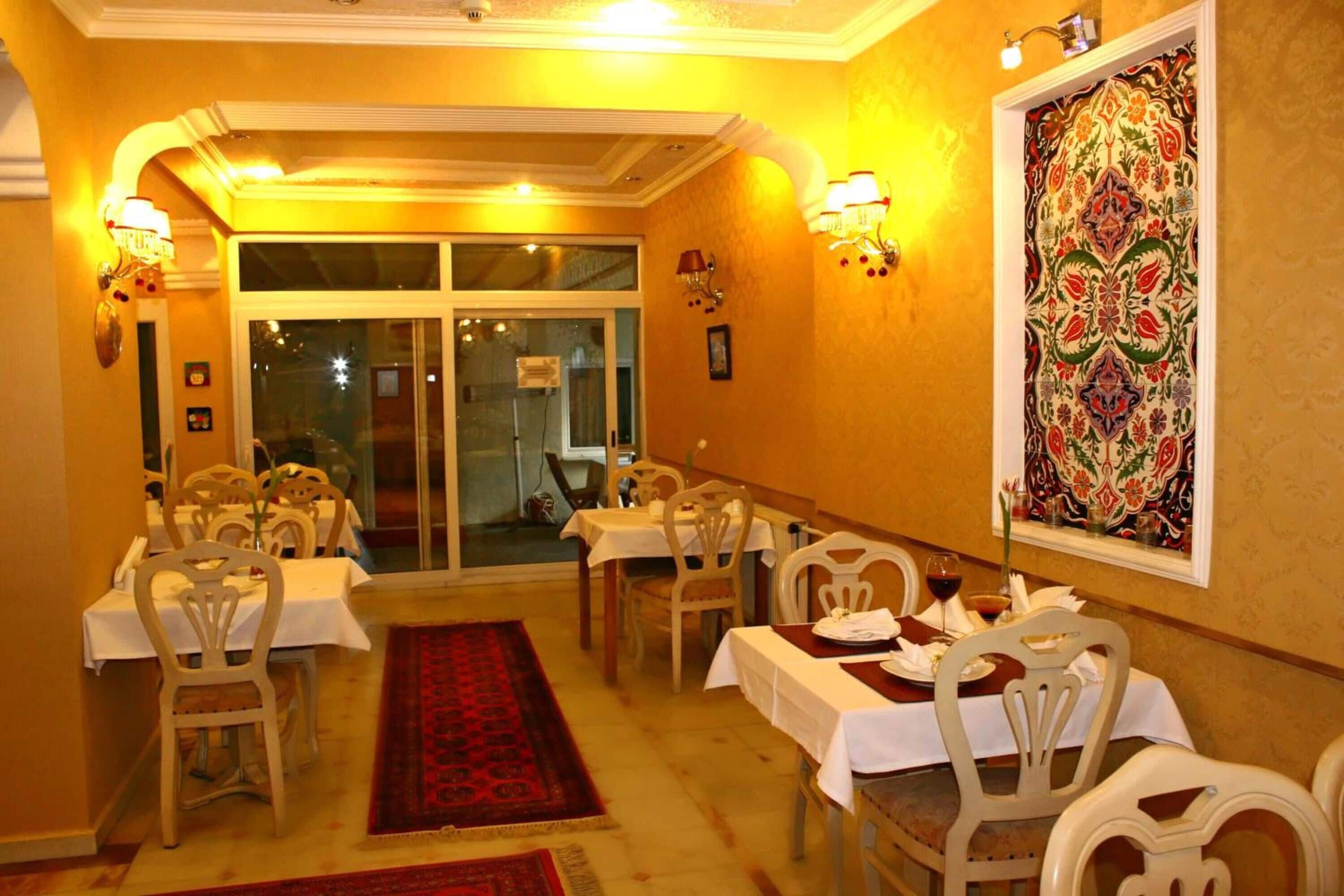 Photo - Divas Silver