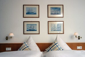 1 Schlafzimmer, Schreibtisch, Reisekinderbett, WLAN