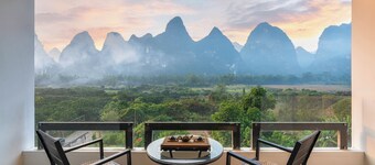 QuietYard YangshuoRiverside HolidayHotel