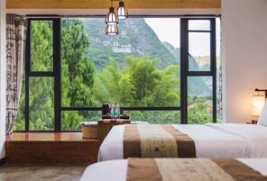 Ropa de cama de alta calidad, colchones con efecto memoria y escritorio 