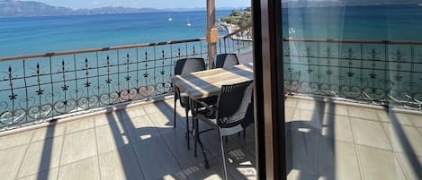 Deluxe Double Room, 1 Bedroom, Non Smoking, Sea View | Terrace/patio