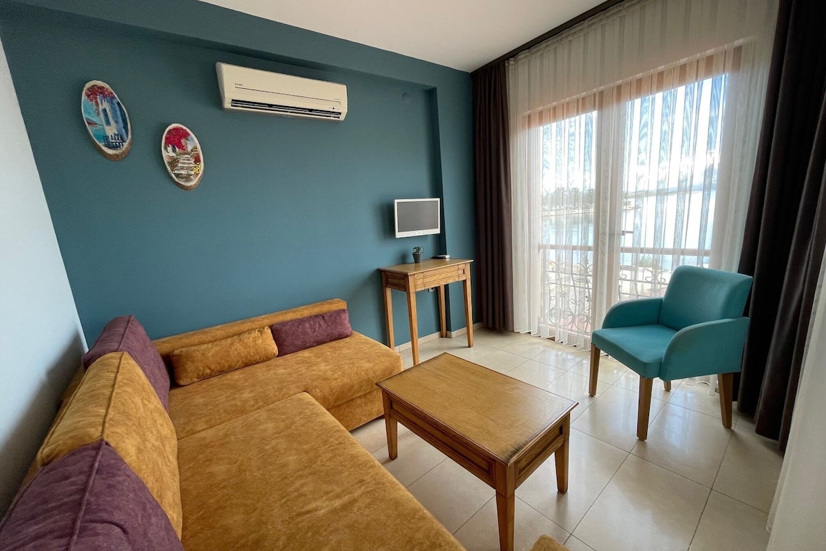 Deluxe Suite, Sea View (1+1) | 1 bedroom, premium bedding, individually furnished, desk