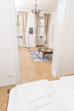 Apartment (Cleaning Fee Included) | Wohnbereich