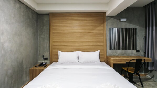 In-room safe, free WiFi