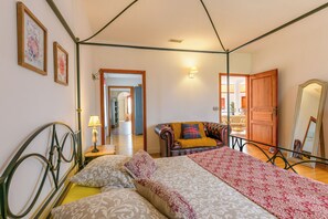 Suite Familiale, 2 chambres | Literie de qualité supérieure, décoration personnalisée