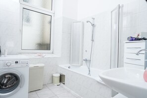 Apartment (Cleaning Fee Included) | Bathroom | Shower, free toiletries, hair dryer, towels