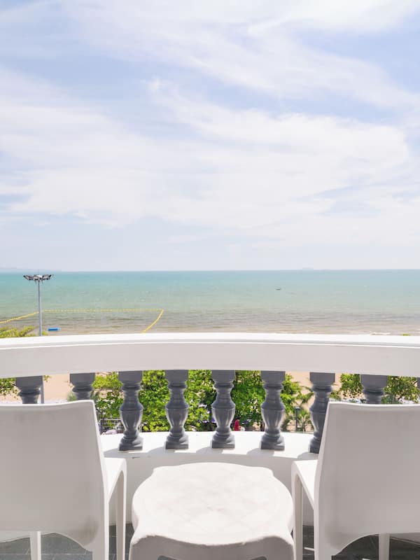 Junior Suite, 1 King Bed, Sea View, Beachfront