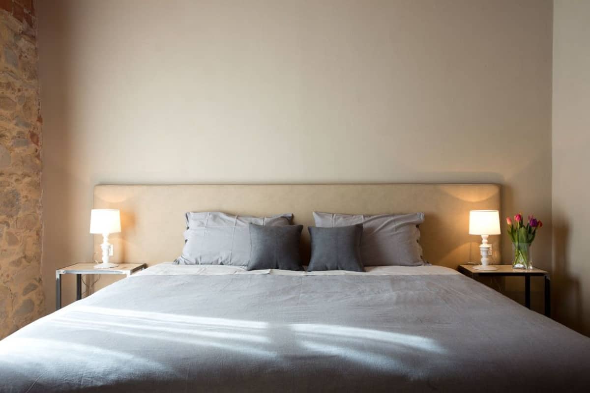 Deluxe kamer, 1 twee- of 2 eenpersoonsbedden, uitzicht op wijngaard | 1 slaapkamer, gratis wifi, beddengoed
