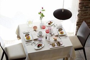 Petit déjeuner buffet compris tous les jours