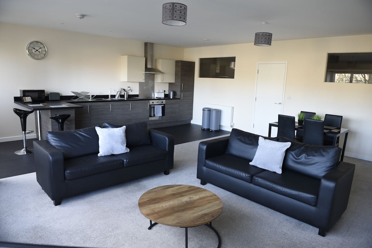 Appartamento City, 2 camere da letto (29) | Area soggiorno | TV a schermo piatto, Netflix