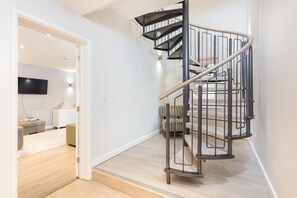 Elite Penthouse, 3 Bedrooms | Staircase - AS1 Penthouse (Nottingham)