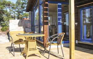 Outdoor dining - Amazing home in Risør with sauna (Risør)