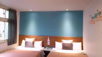 Free WiFi, bed sheets