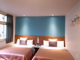 Wifi gratis y ropa de cama