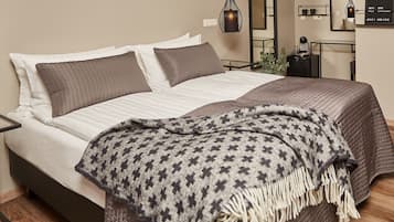 Kamar Double | 1 kamar tidur, meja kerja, tirai kedap cahaya, dan kedap suara
