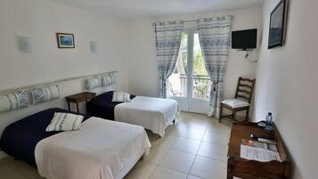 Kahden hengen huone (kaksi sänkyä) | Näkymä huoneesta