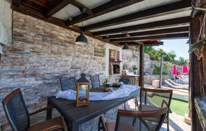 Restauration extérieure