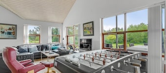 Amazing home in Thyholm with WiFi